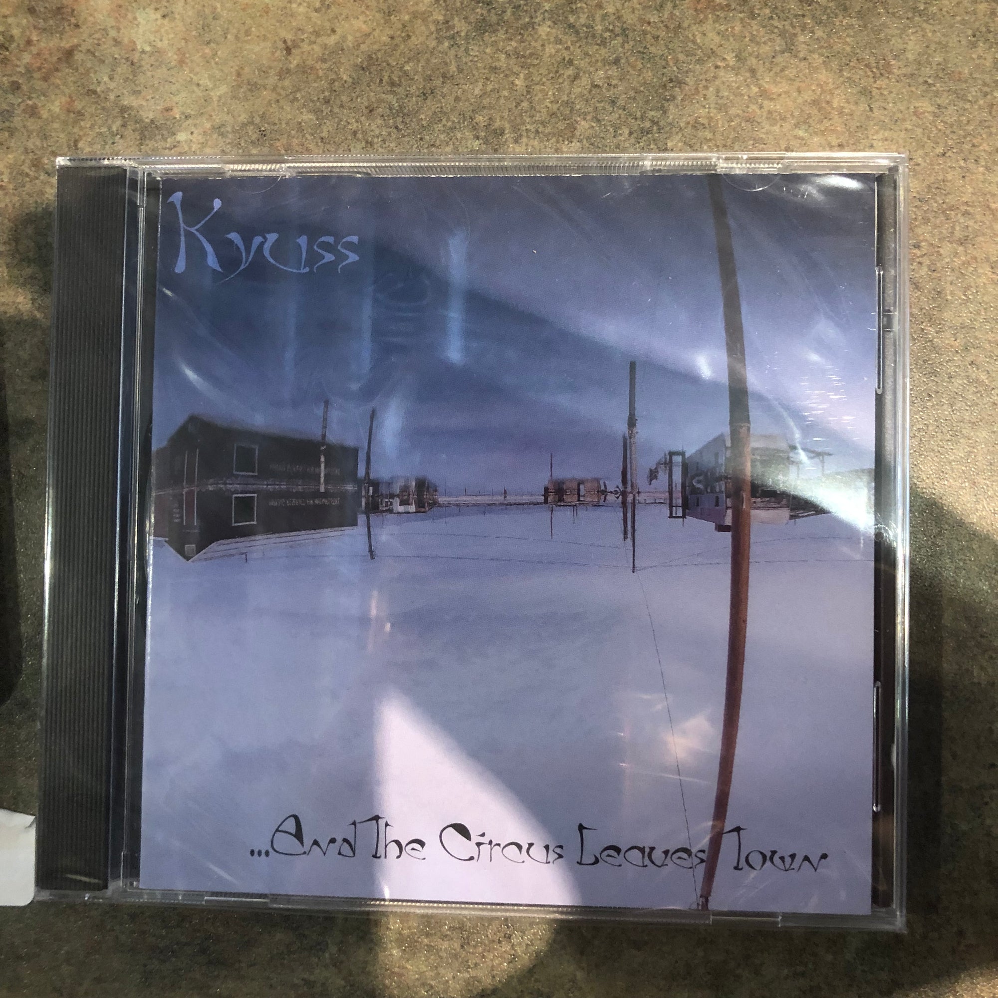 Kyuss (CD NEW) And The Circus Leaves Town
