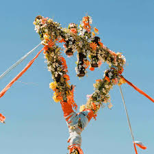 Devil Wears Prada - Flowers (Yellow Vinyl LP)